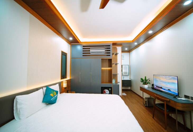 LUXURY ROOM